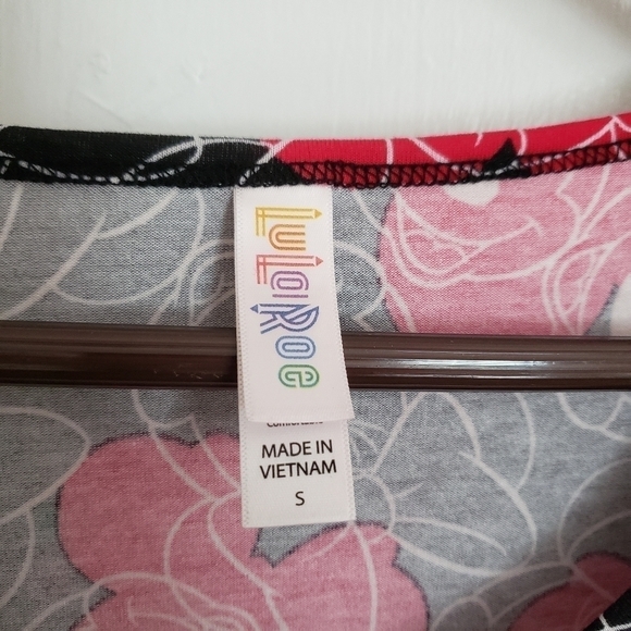 Minnie Mouse Classic T Disney t-shirt Size Small LulaRoe - Picture 7 of 14